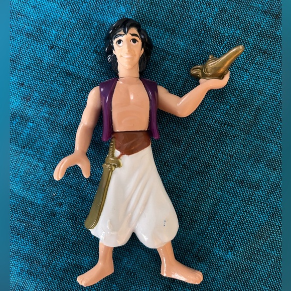 18 Disney Vintage Figurines - Picture 13 of 17